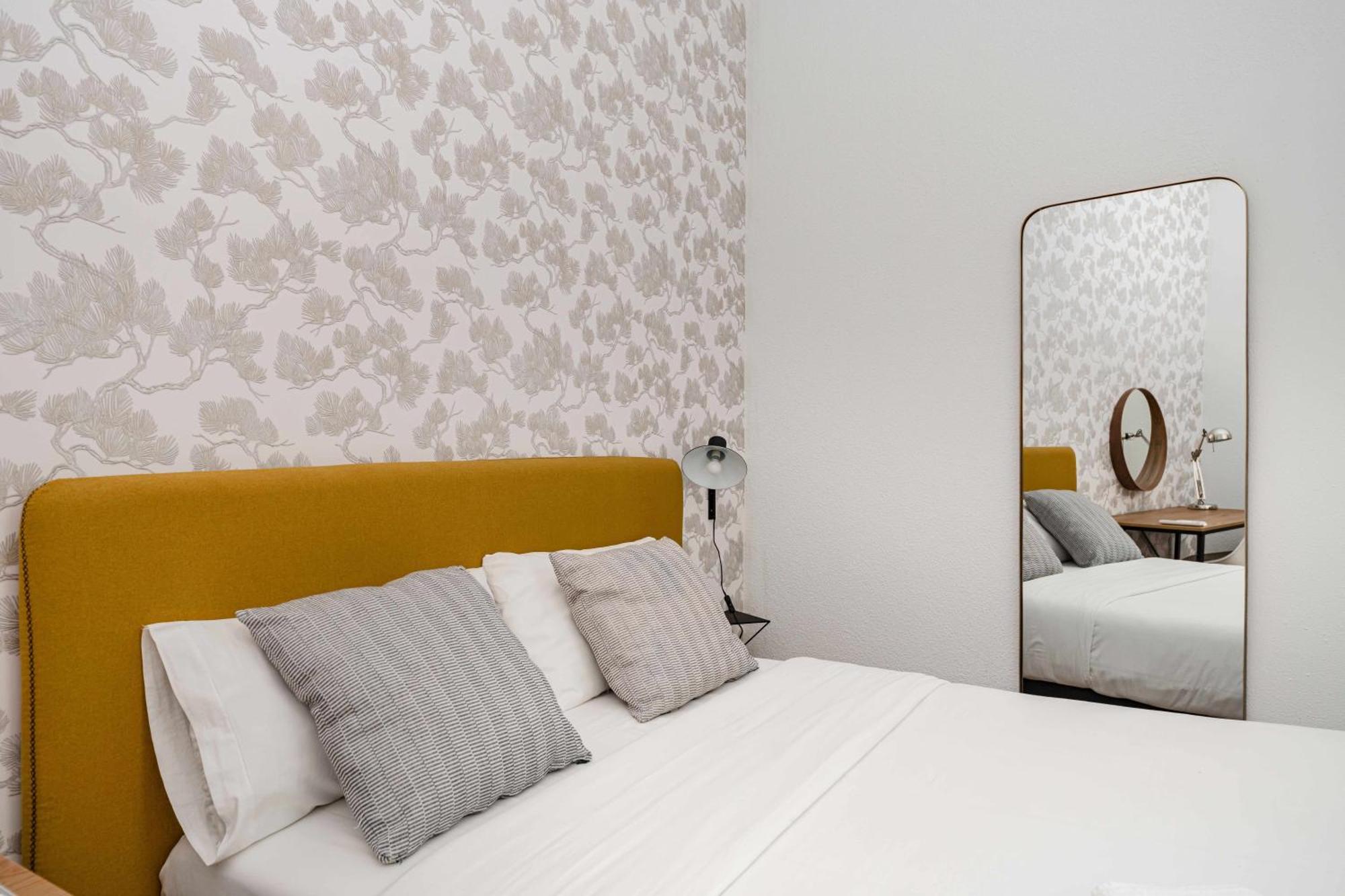 Sol Y Tirso Rooms Madrid Eksteriør bilde