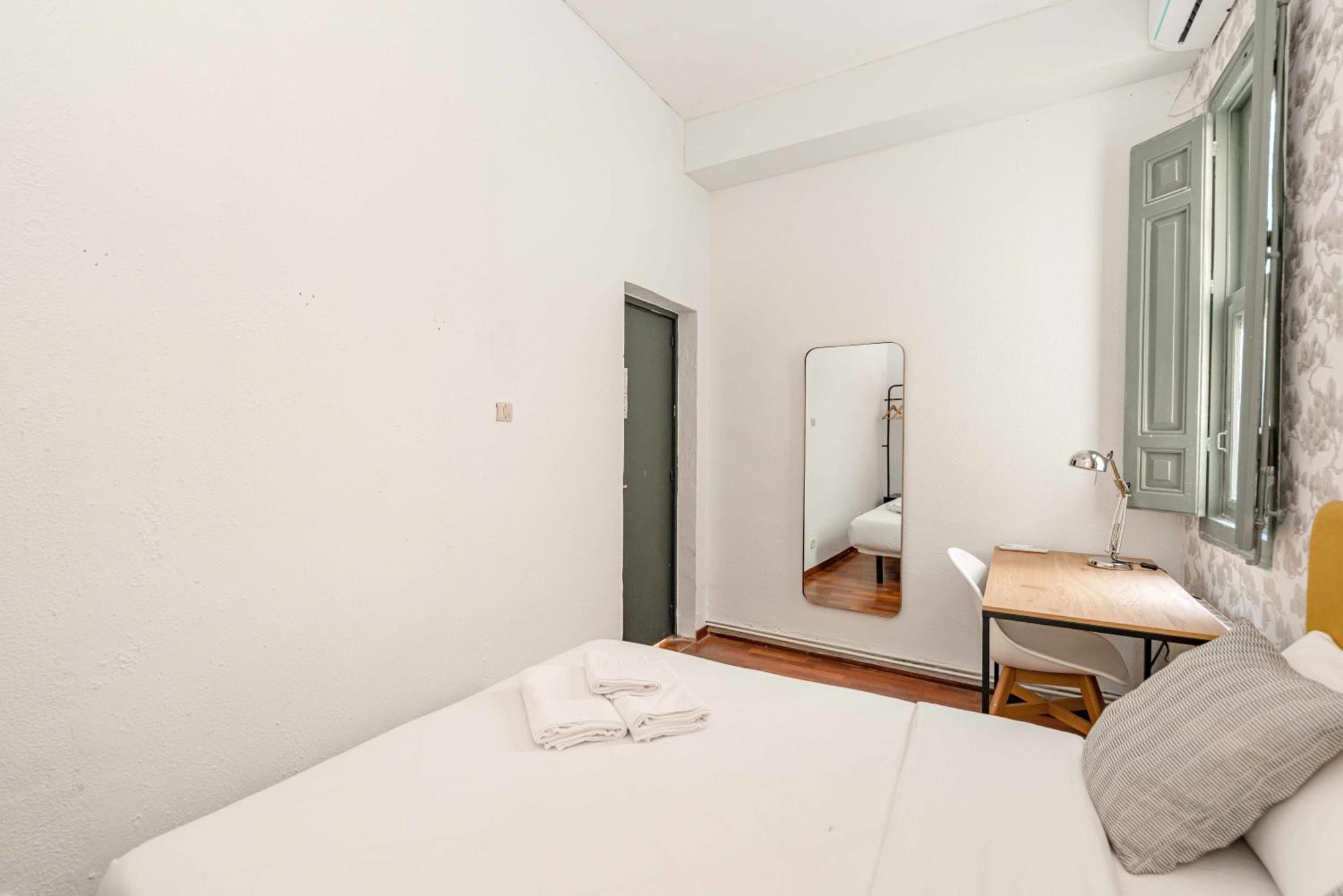 Sol Y Tirso Rooms Madrid Eksteriør bilde