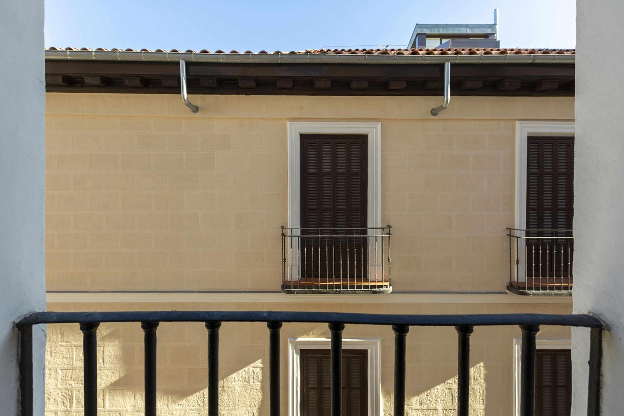 Sol Y Tirso Rooms Madrid Eksteriør bilde