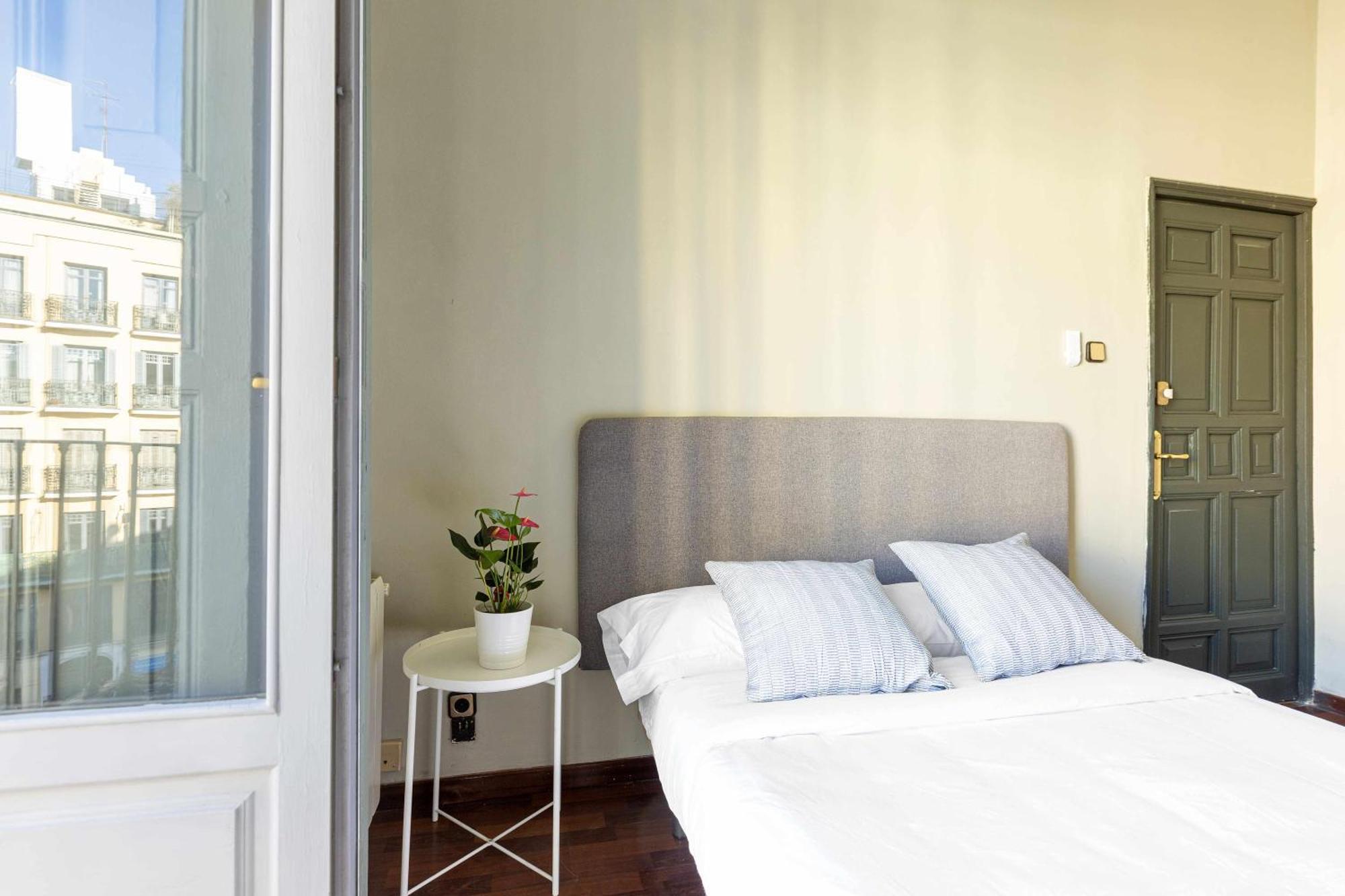 Sol Y Tirso Rooms Madrid Eksteriør bilde